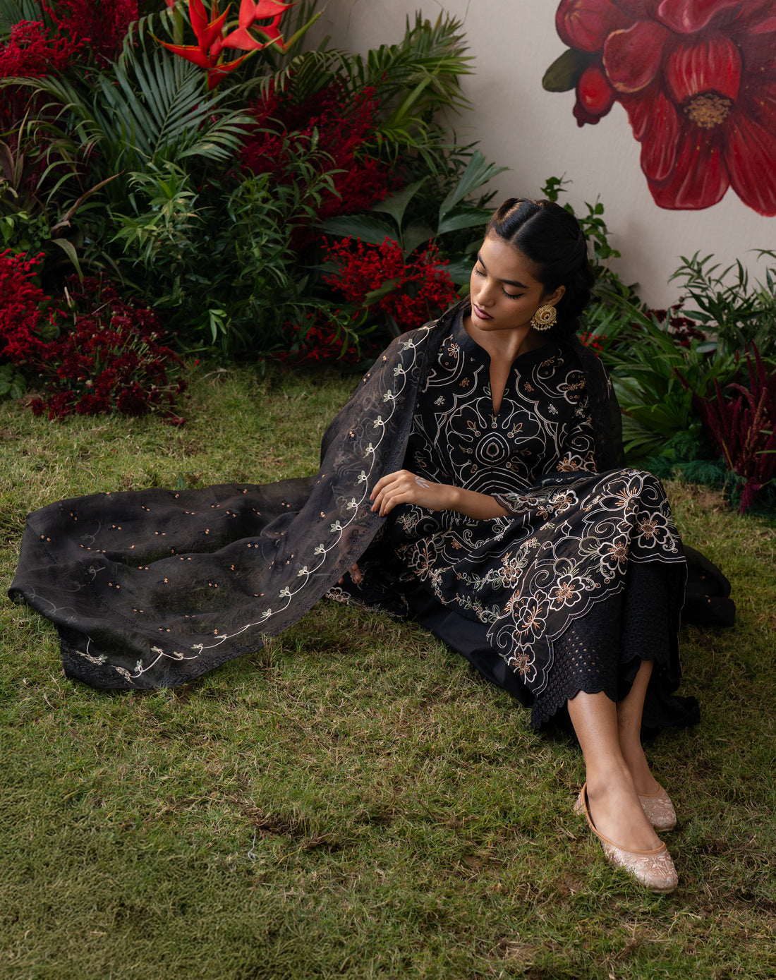 Zeenat Noir Lawn Kurta set