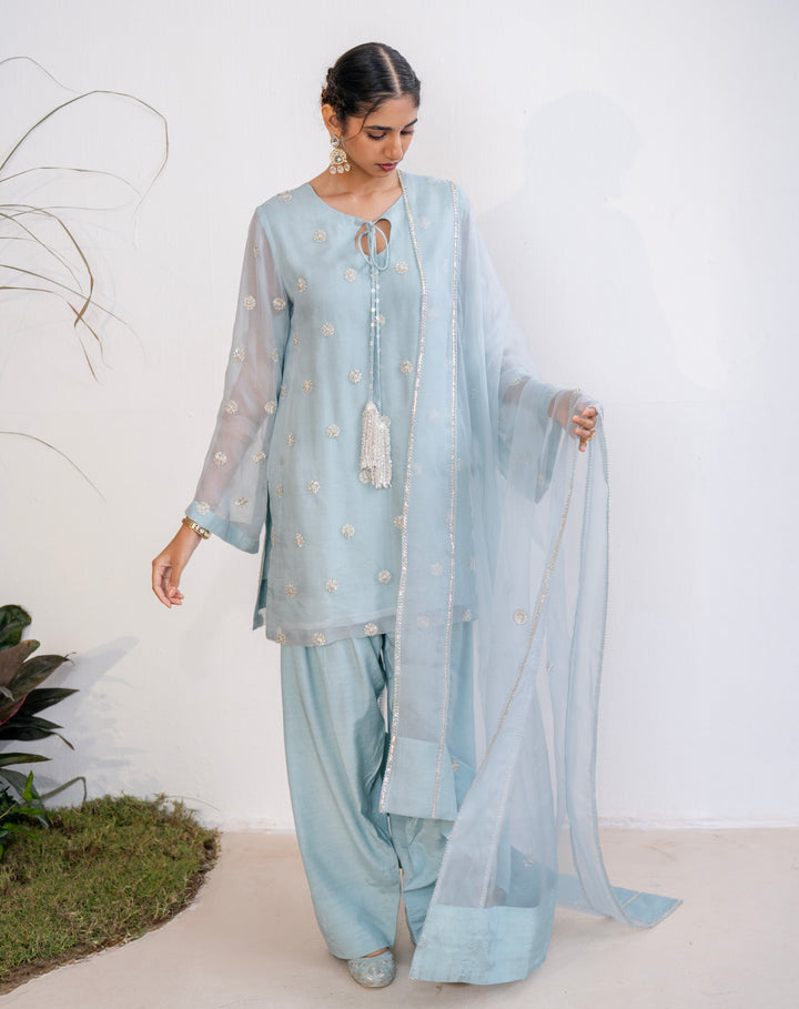 Noor-e-Booti Kurta Set - Ocean Blue