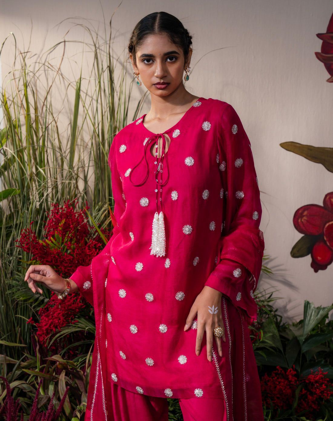 Noor-e-Booti Kurta Set - Pink
