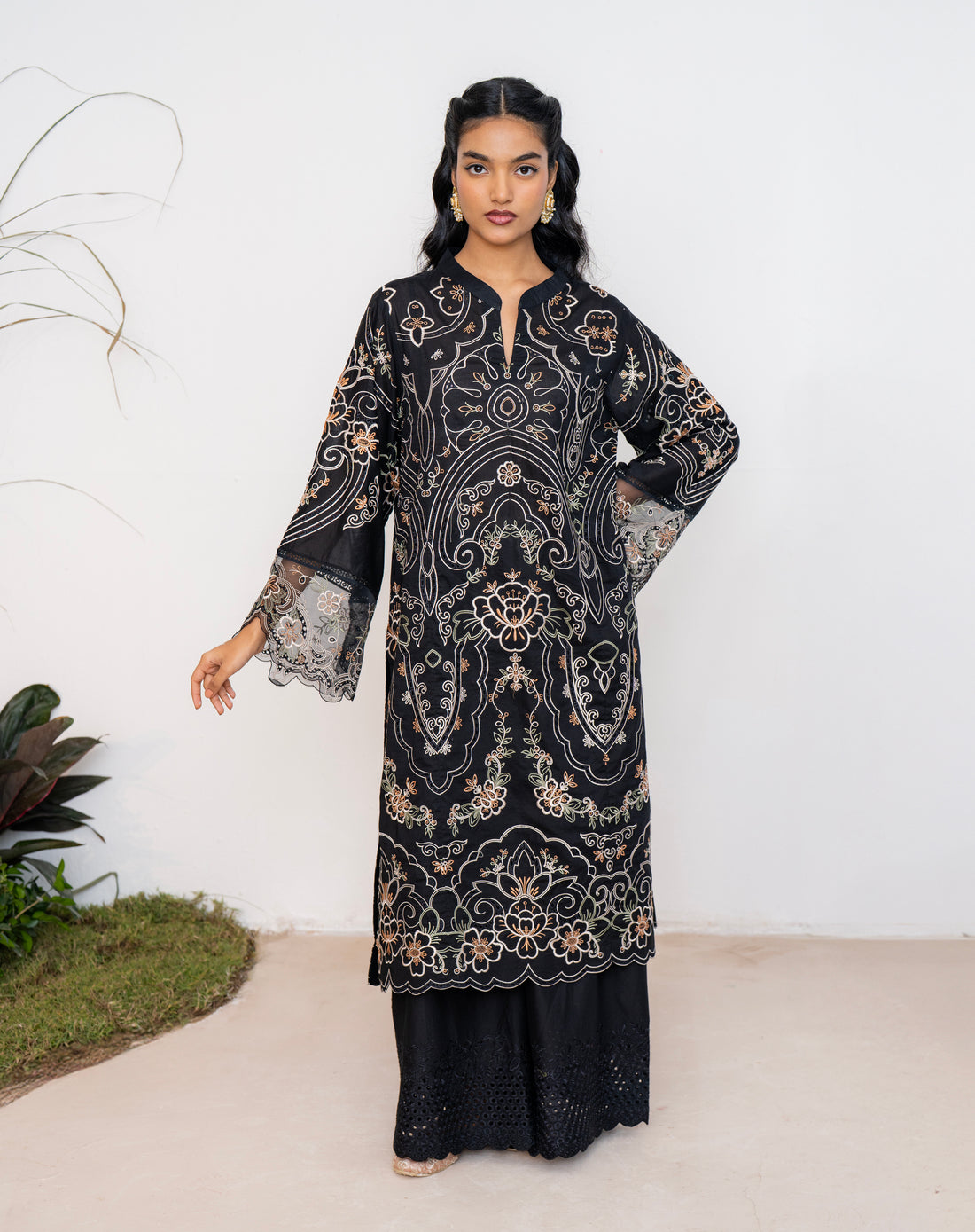 Zeenat Noir Lawn Kurta set