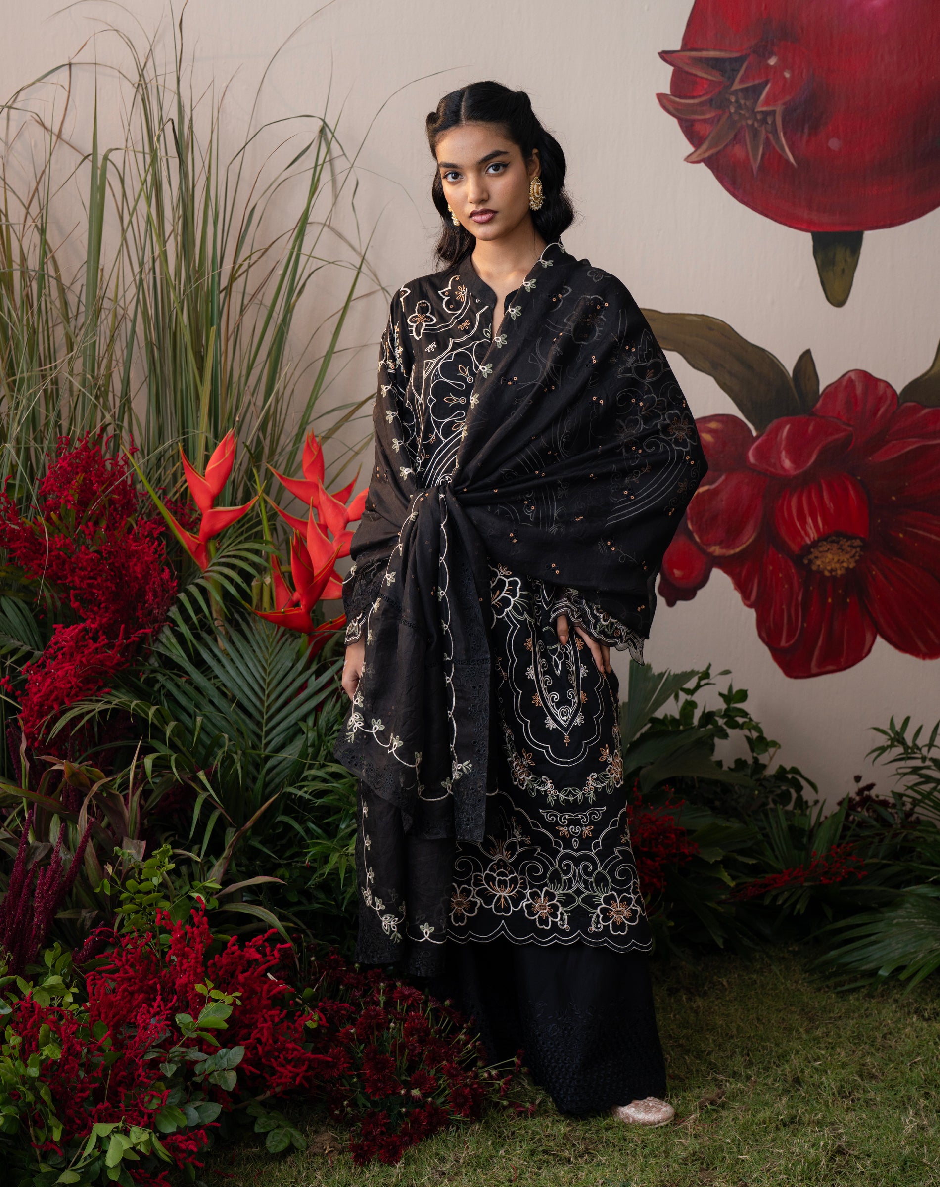 Zeenat Noir Lawn Kurta set