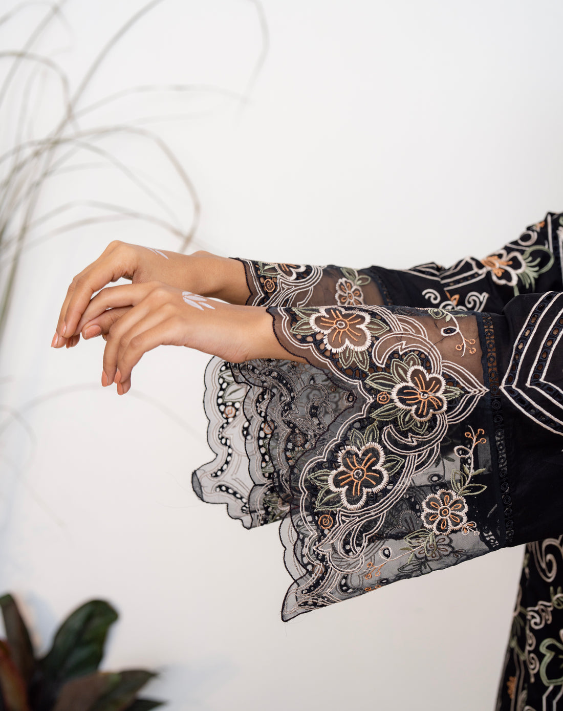 Zeenat Noir Lawn Kurta set
