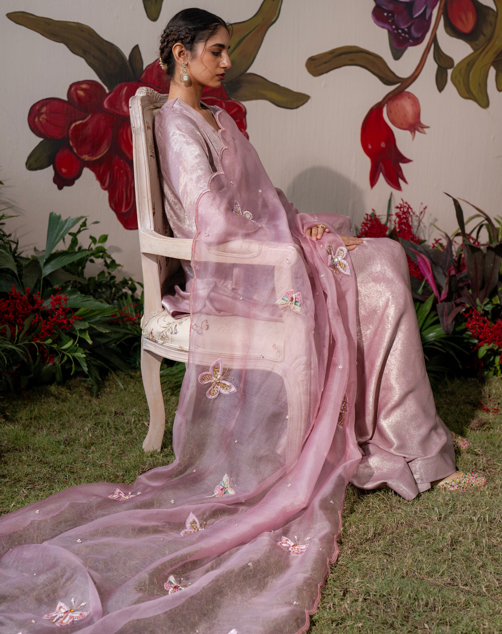 Pari-e-Gul Signature Butterfly Couture Dupatta