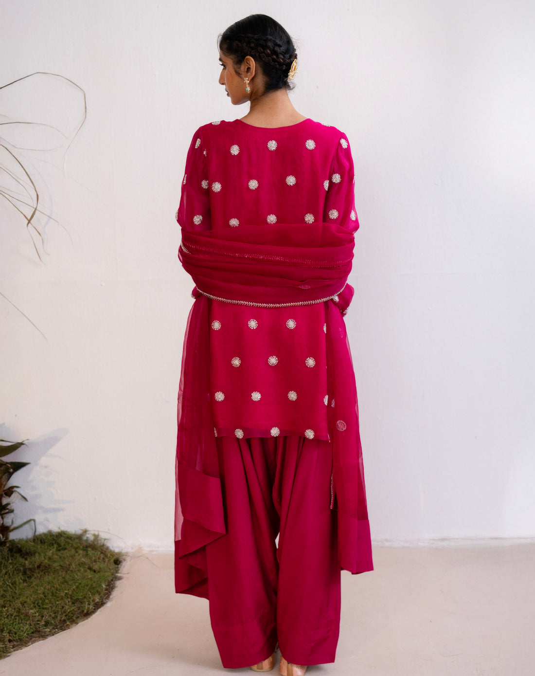 Noor-e-Booti Kurta Set - Pink