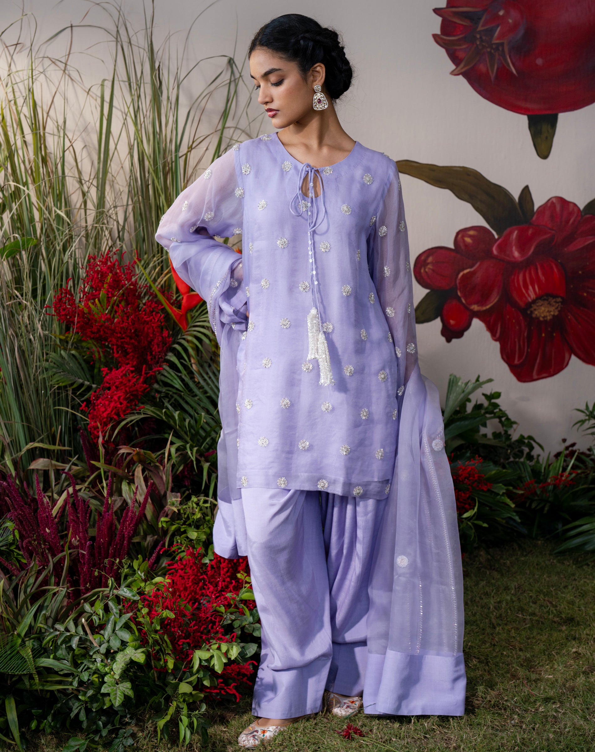 Noor-e-Booti Kurta set - Lavender