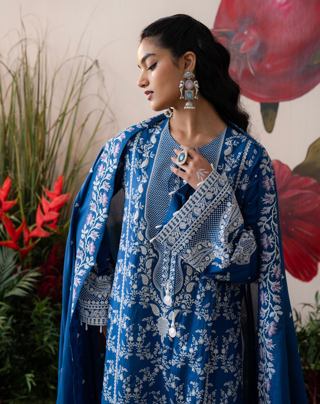 Neelam Jaal Lawn Set