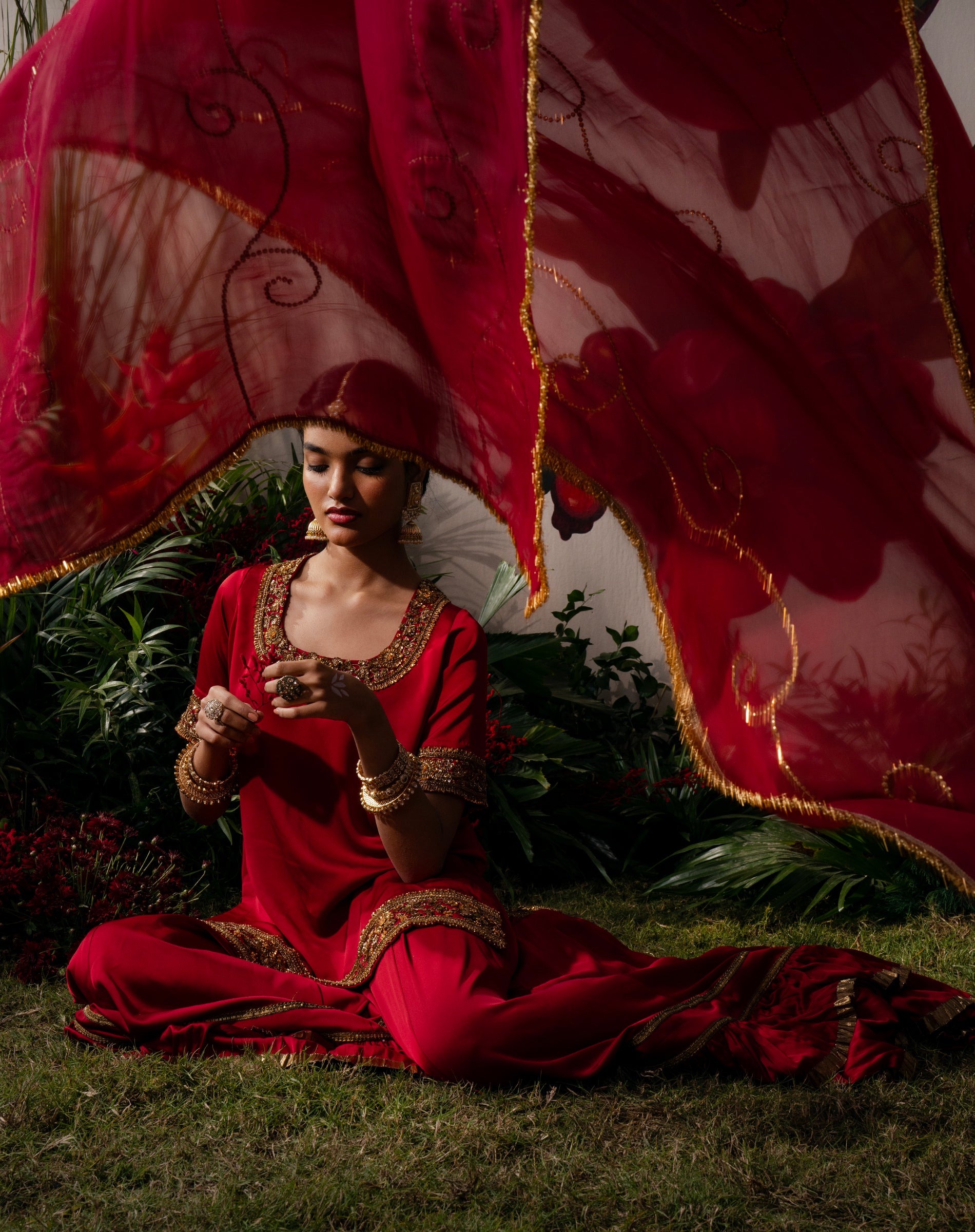Zar-e-Maroon